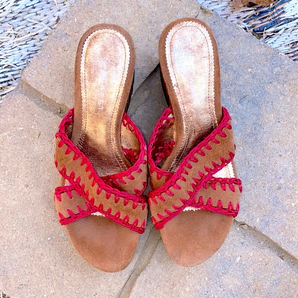 🎉HP🎉 👠Nine West Red Bamboo Suede Platform Sandals - Picture 2 of 7